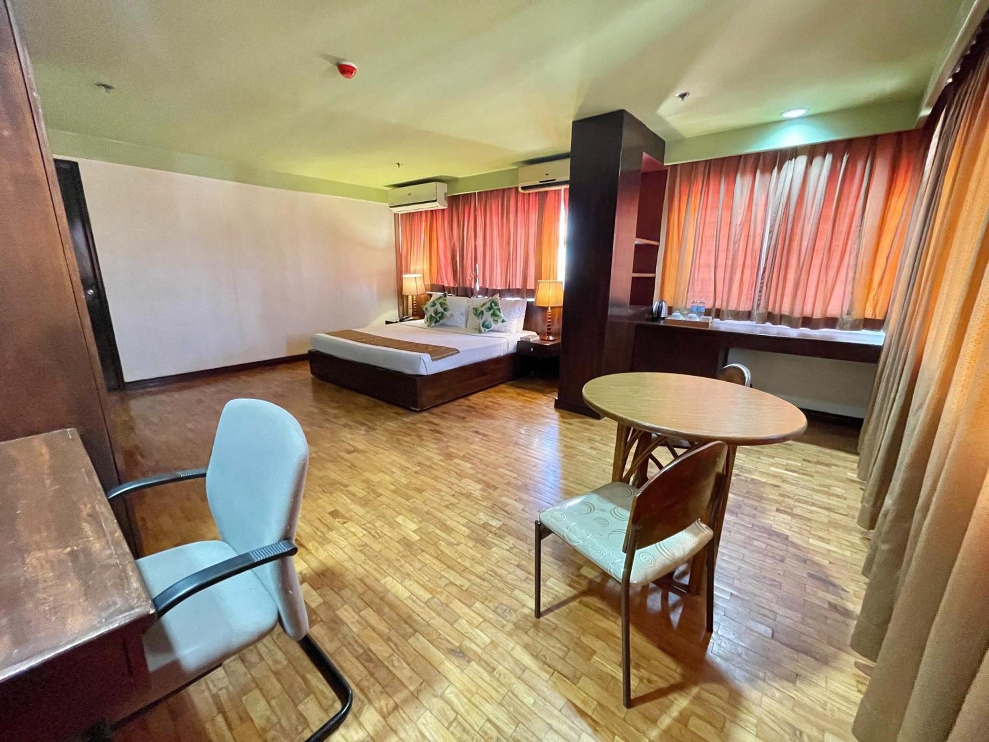 The Vip Hotel Cagayán de Oro Extérieur photo