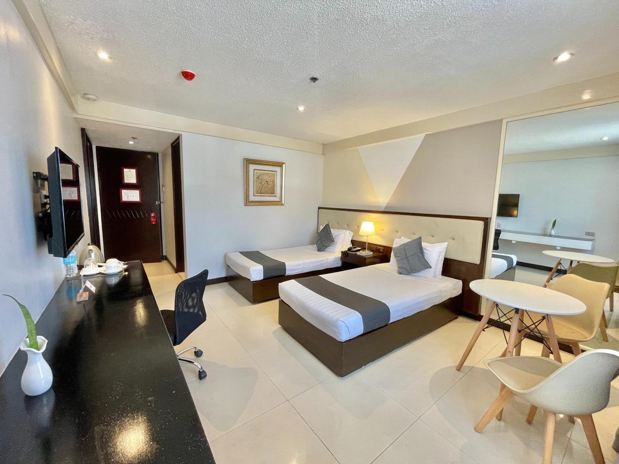 The Vip Hotel Cagayán de Oro Extérieur photo